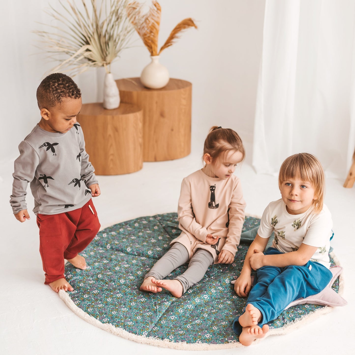 🌿 Floral Green Floor Mat for Children
