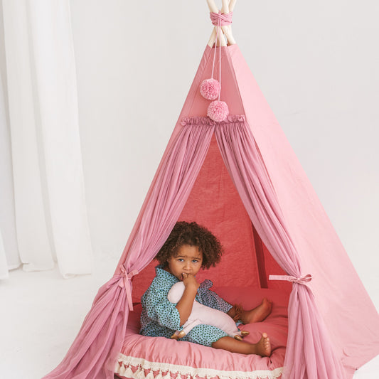 Fairy Kids Play Tent – Magical Tulle & Pompom Design